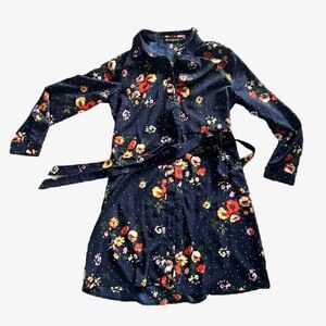 Adorable ditsy floral print shirt dress- NAVY Small